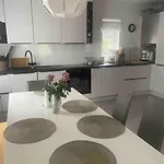 Villa Beautiful House In Peaceful Area *