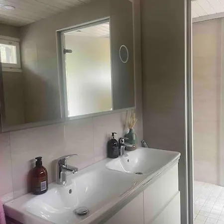 Beautiful House In Peaceful Area * Vantaa