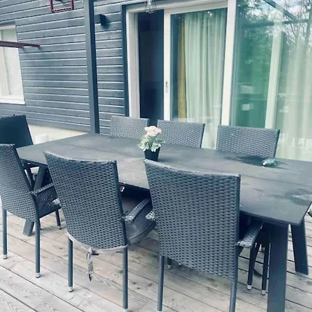 Beautiful House In Peaceful Area Vantaa