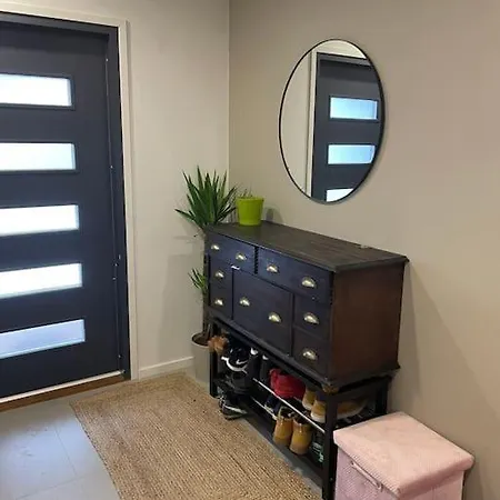 Beautiful House In Peaceful Area *